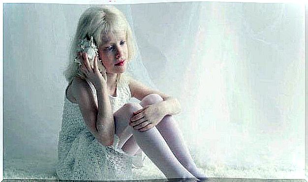 albino child