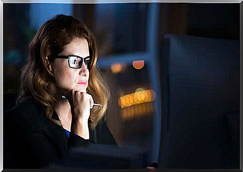 focused woman working